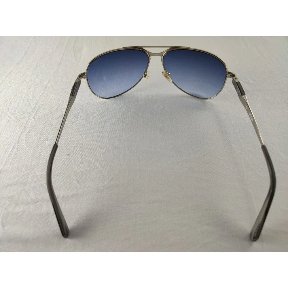 GUESS‎ GU 6812 SI-48F Men's Aviator Sunglasses Silver Blue Tint 62-13-140